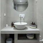 33 * Cós