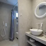 33 Cós